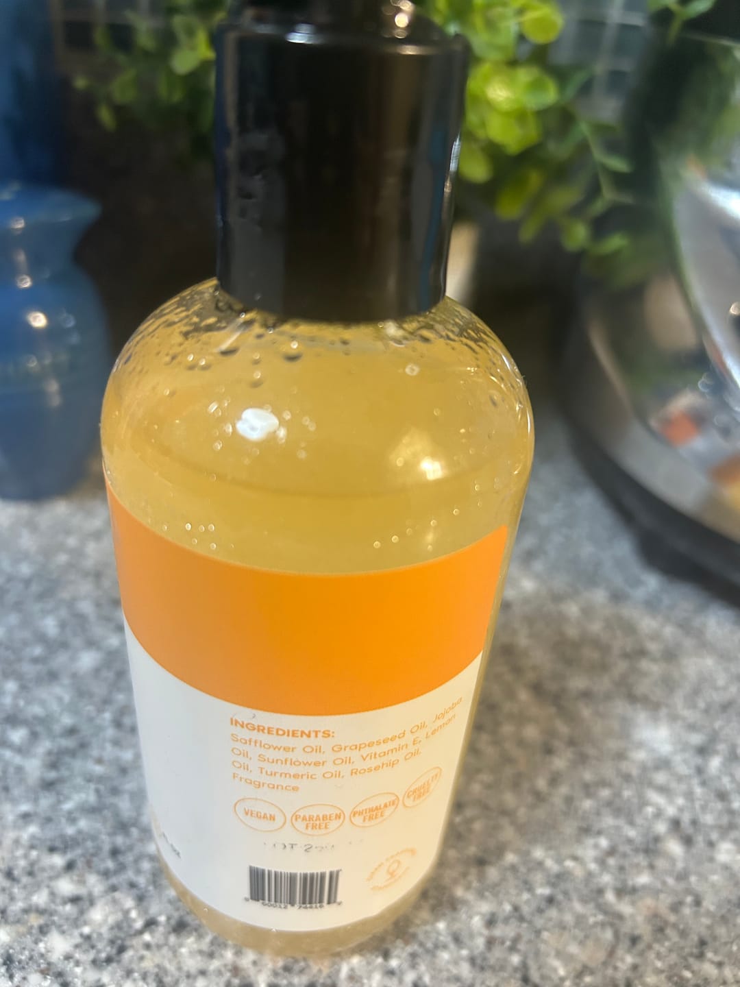 Customer photo review of Body Splash - Skin Smoothing Body Oil  (Pineapple Creme)