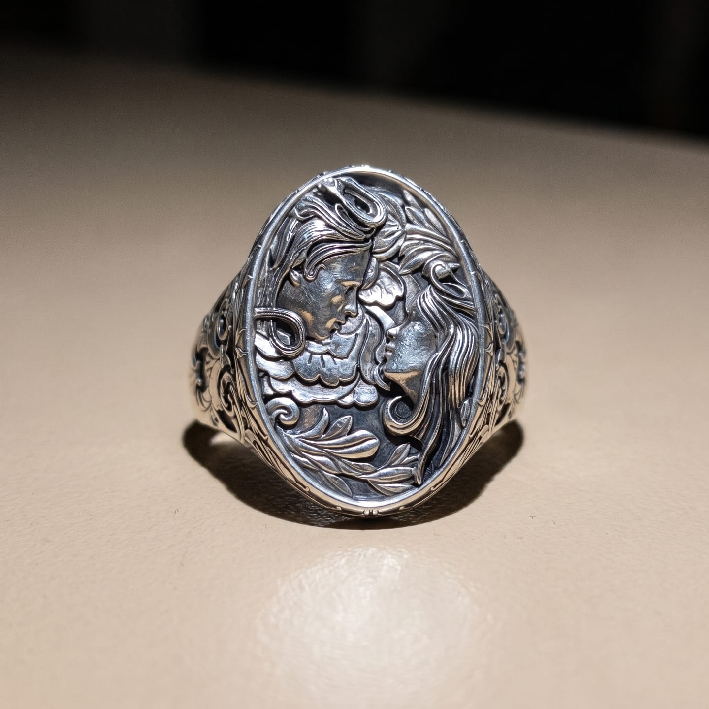 Customer photo review of Facing Lovers Ring