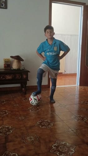 Customer photo review of T-shirt e Pantaloncini per Bambino SSC Napoli Home 26/27 - Con Calzettoni