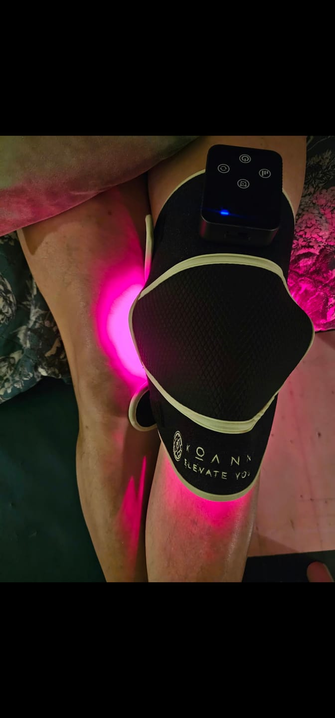Customer photo review of Koanna® Red Light Therapy Bandage For Knee Pain