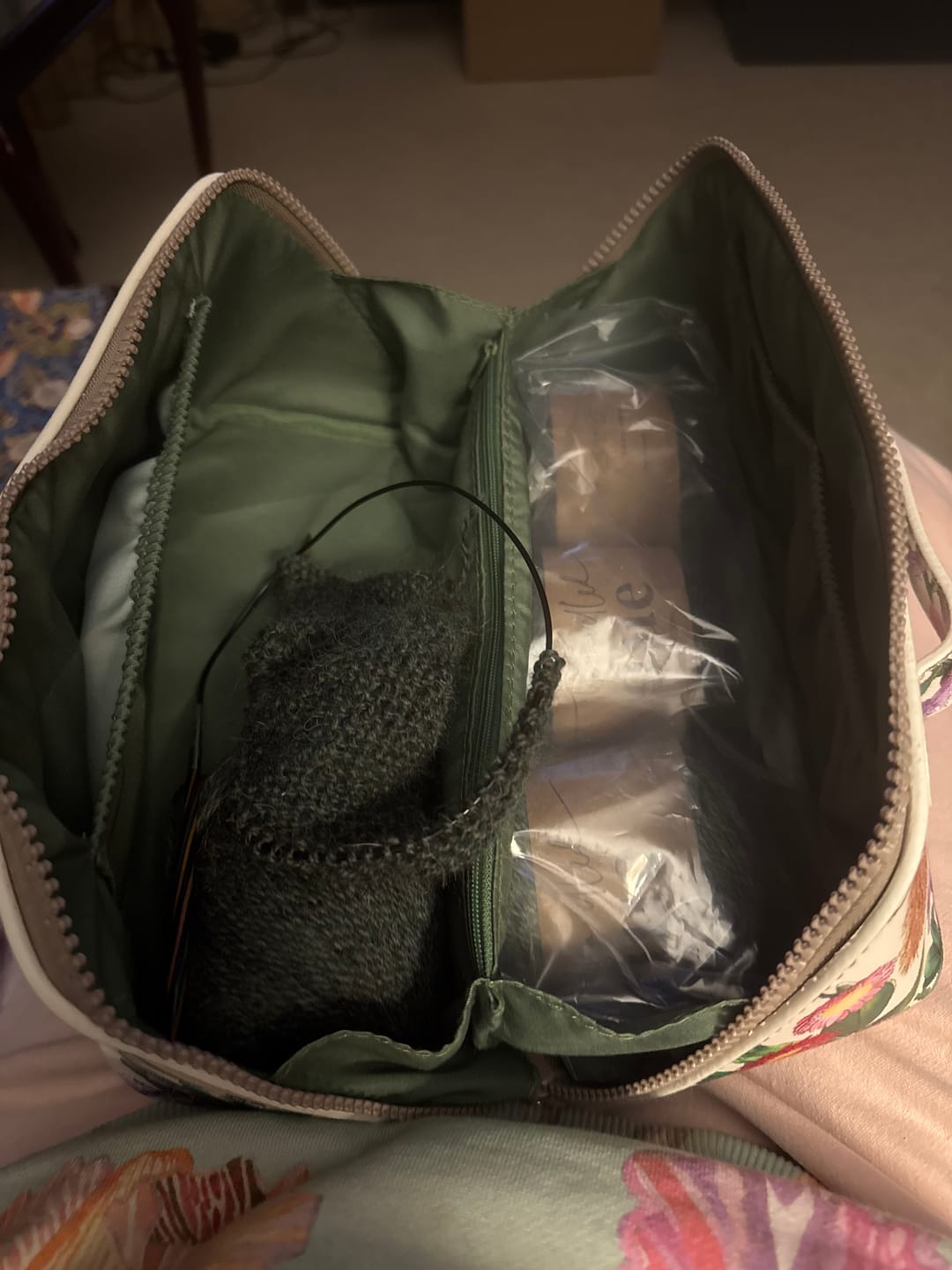 Customer photo review of Travel Pouch Botanical Blooms