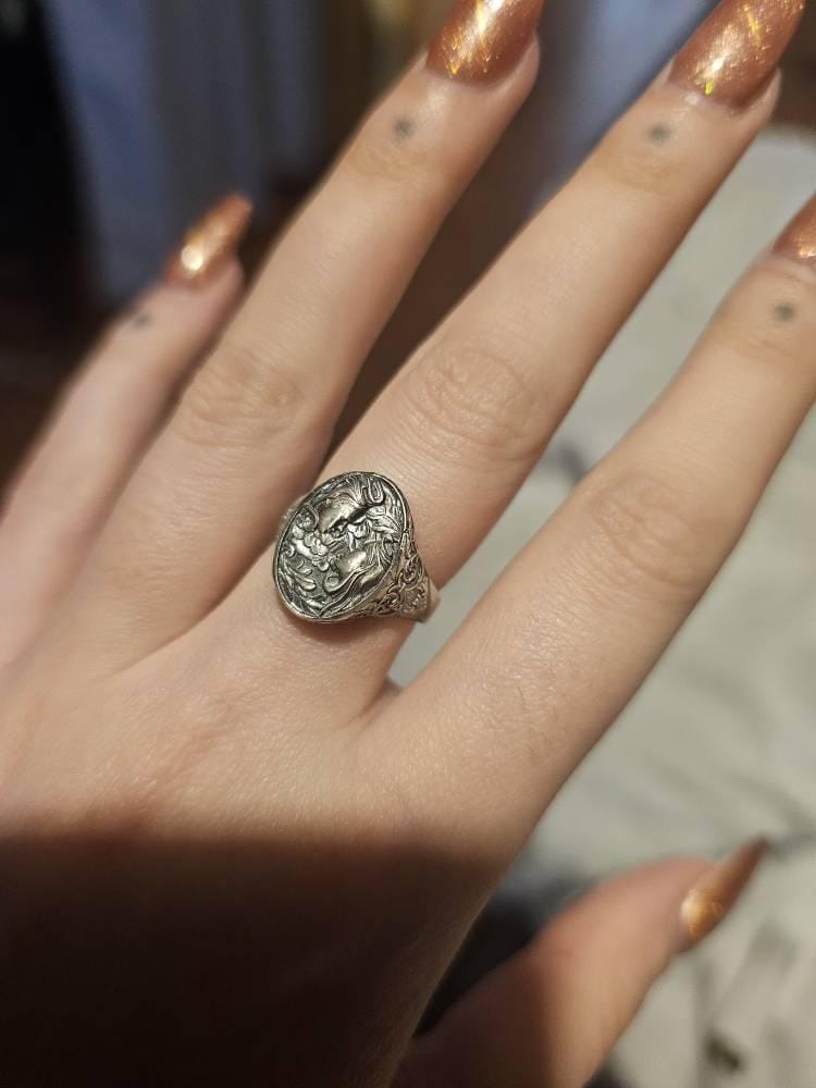 Customer photo review of Facing Lovers Ring