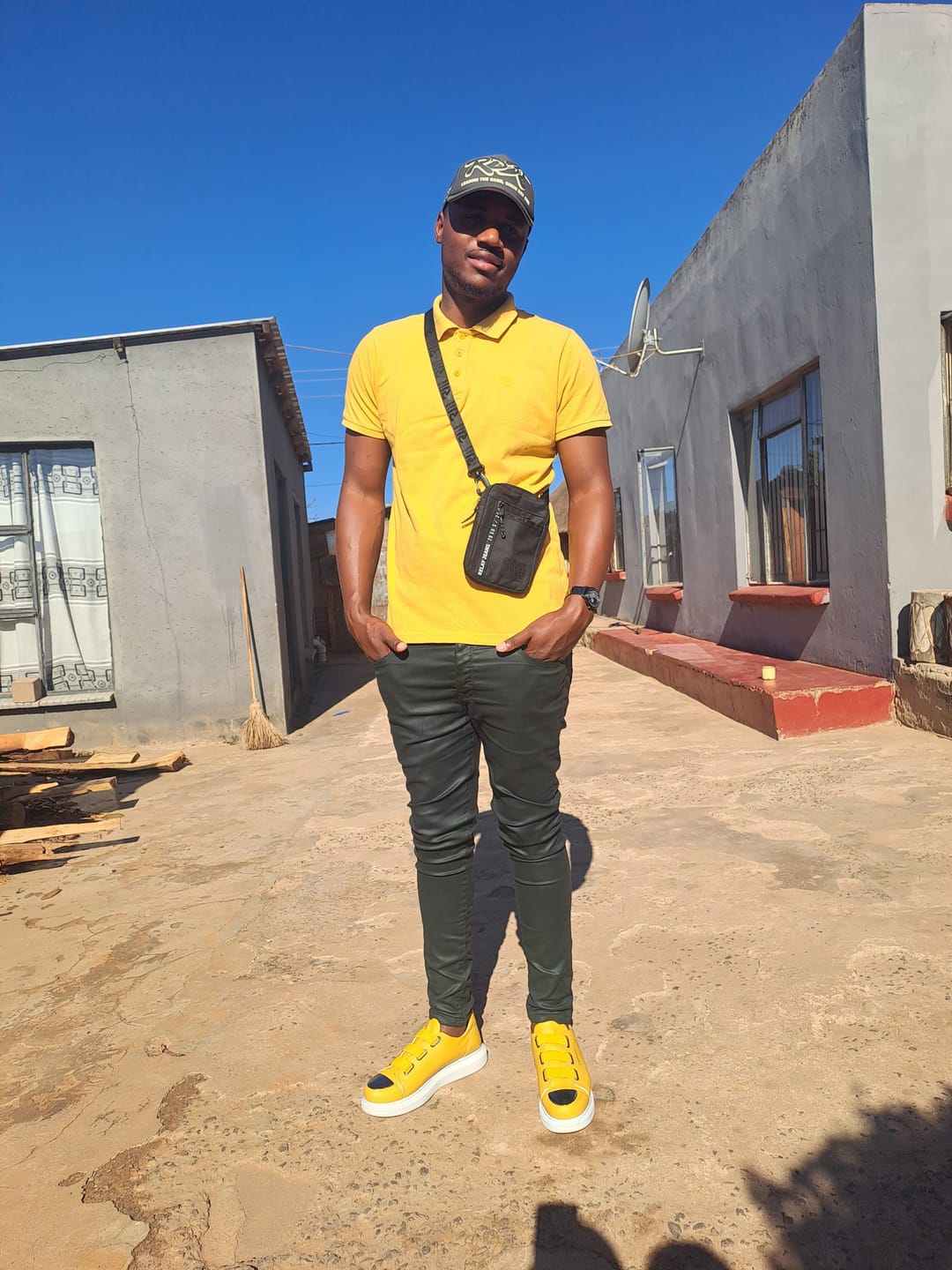 Customer photo review of MIRROR Mustard