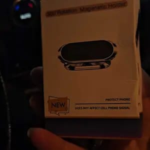Customer photo review of Supporto Auto Magnetico Universale con Rotazione 360° e Ventosa