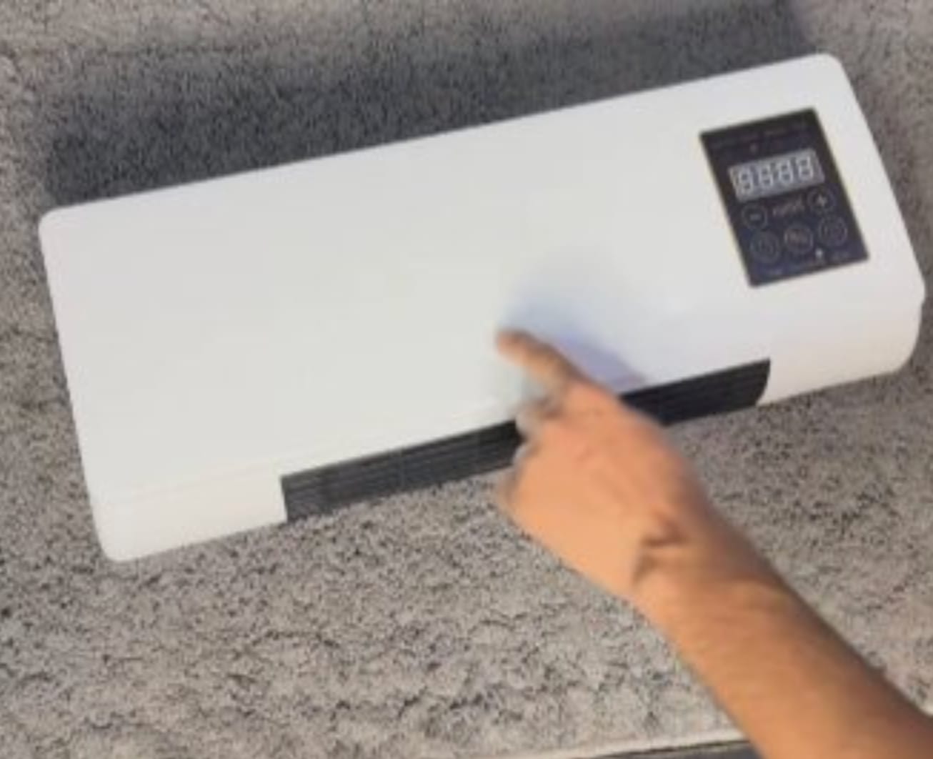 Customer photo review of Climora Cooler air. Calmer nights