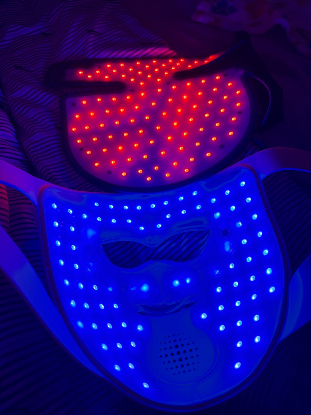 Customer photo review of INIA GLOW Neck & Chest Red Light Therapy