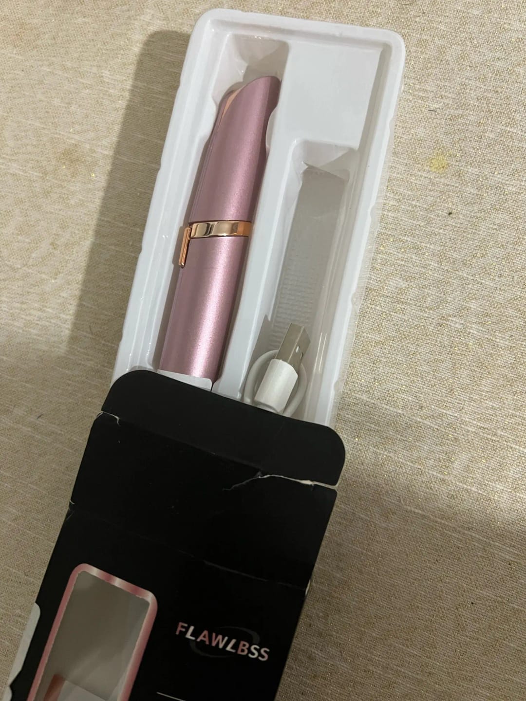 Customer photo review of 2 in 1 Facial & Eyebrow Hair Trimmer