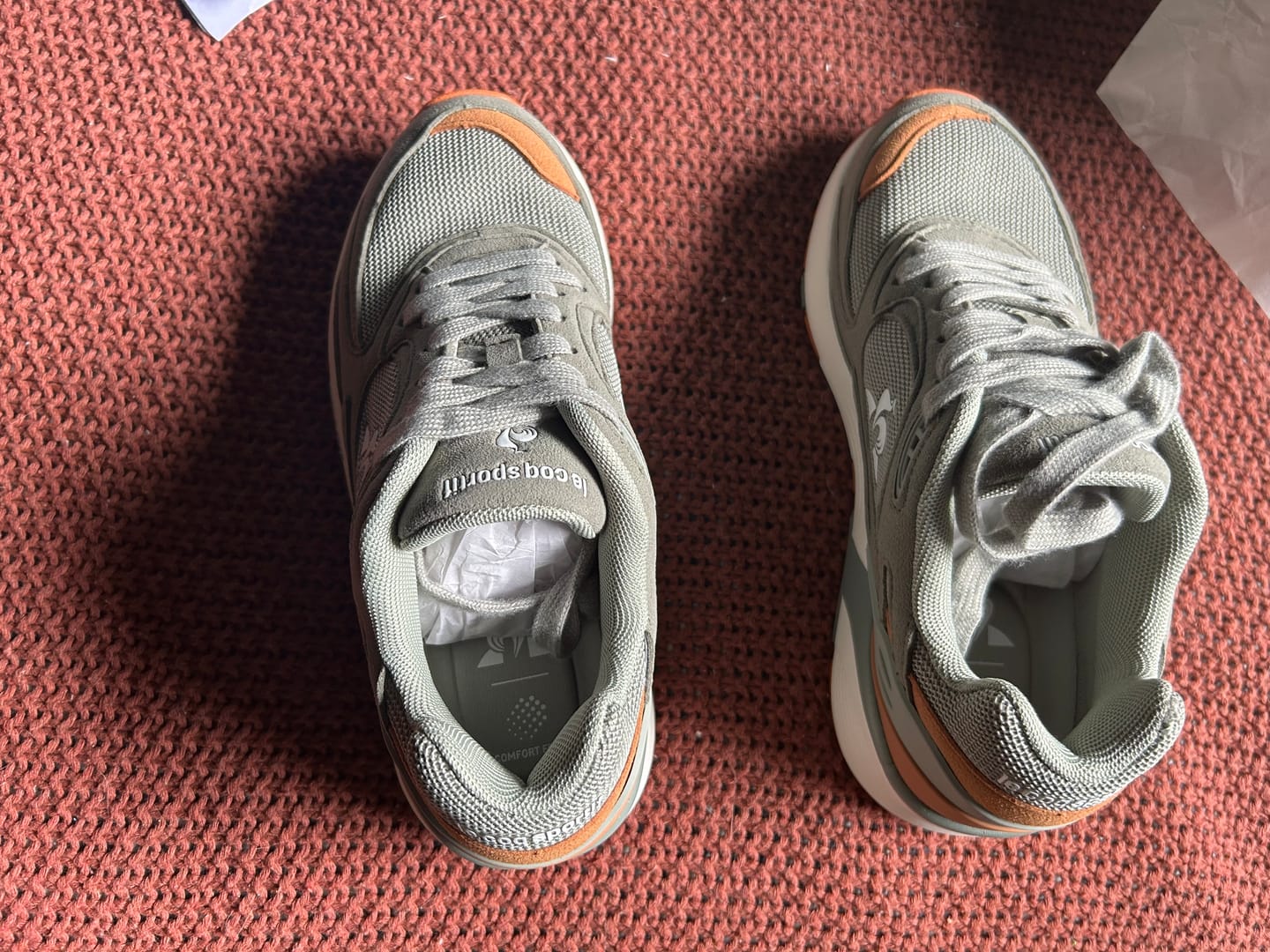 Customer photo review of Zapatillas Le Coq Sportif R1100 Gris