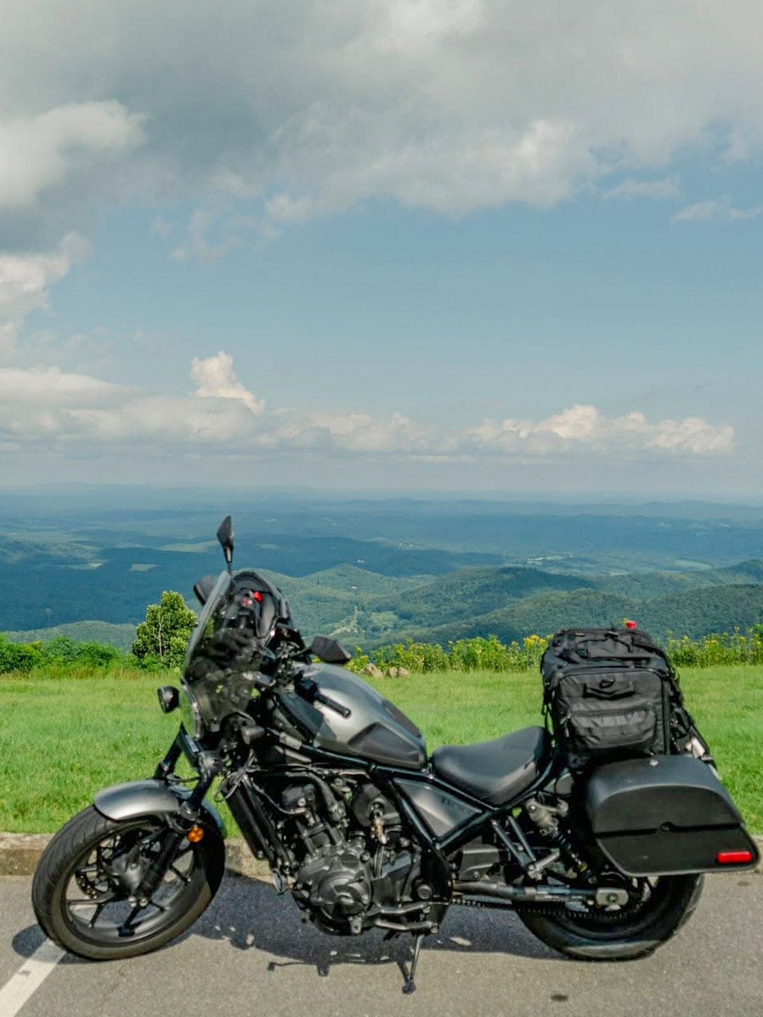 Customer photo review of 28L - Panzer Medium Quick Mount Honda Rebel 1100 Leather Saddlebags