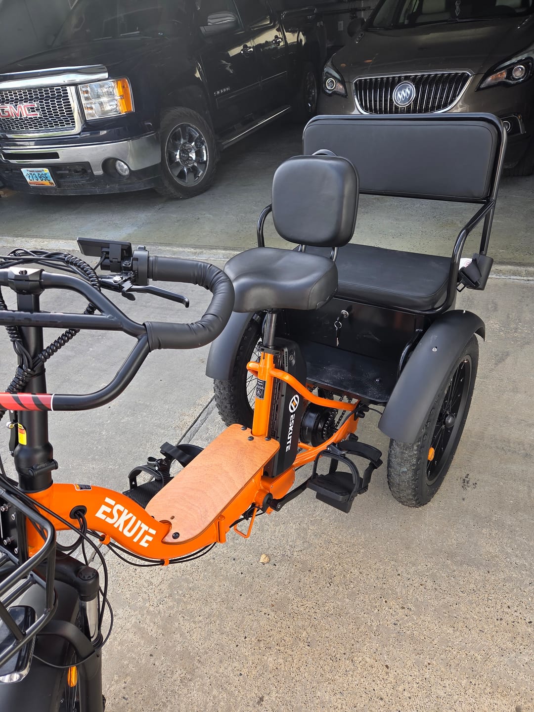 Customer photo review of Eskute® T300 Pro Folding Electric Trike with One-Button Reverse