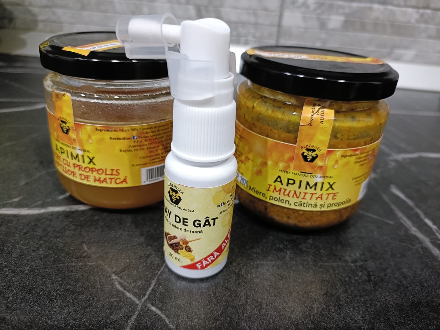 Customer photo review of APIMIX Imunitate- Miere cu Catina,polen si propolis 220gr