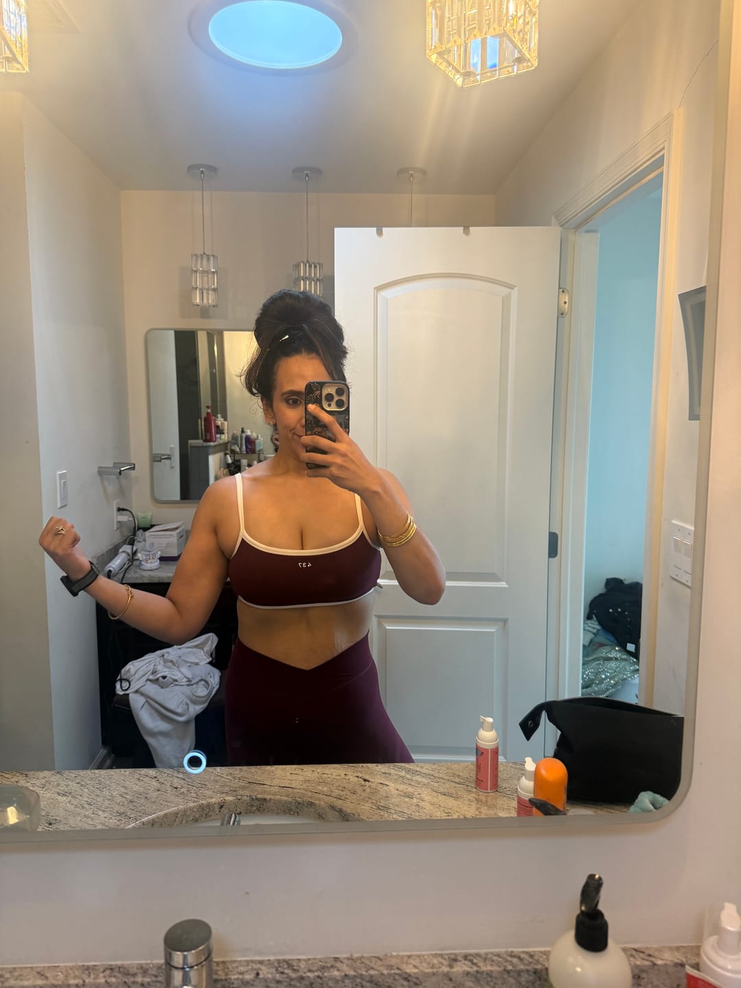 Customer photo review of The V Legging Black Cherry
