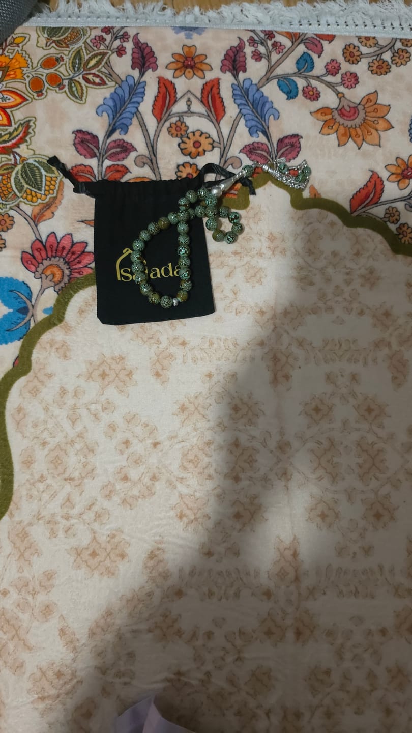 Customer photo review of Barakah Padded Prayer Mat