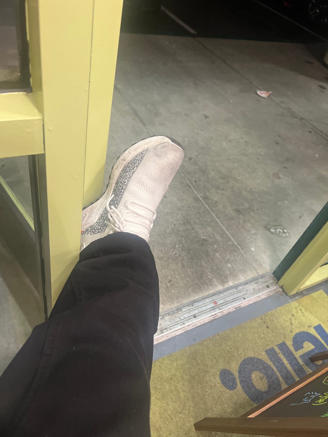 Customer photo review of Hugo | Boost your height (+2.4” +3.1” +3.9")