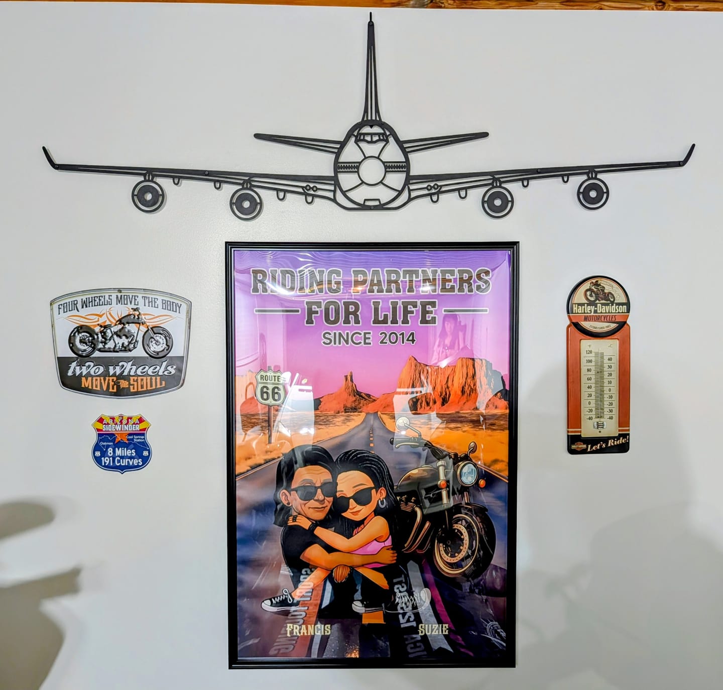 Customer photo review of 747 Front Silhouette Metal Wall Art