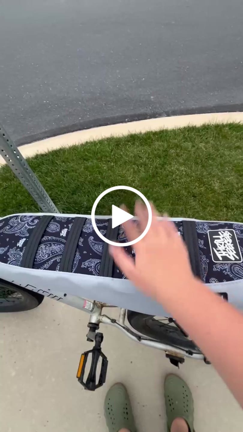 Customer video review of Custom Seat Cover: Crew Dart24