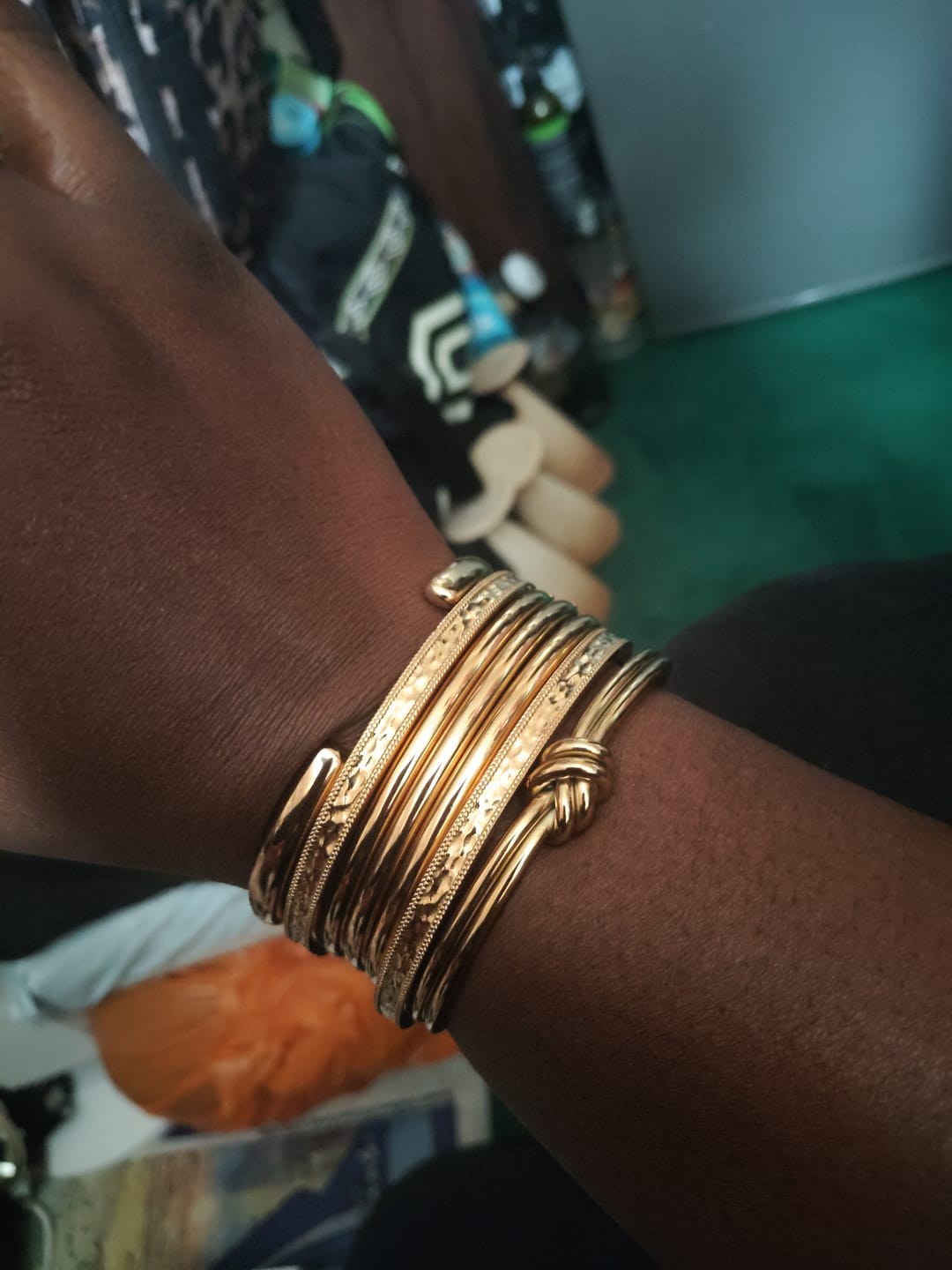 Customer photo review of Classic Oval Bangle