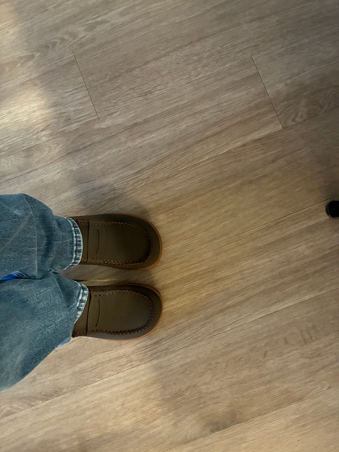 Customer photo review of Manis - Barefoot Loafers
