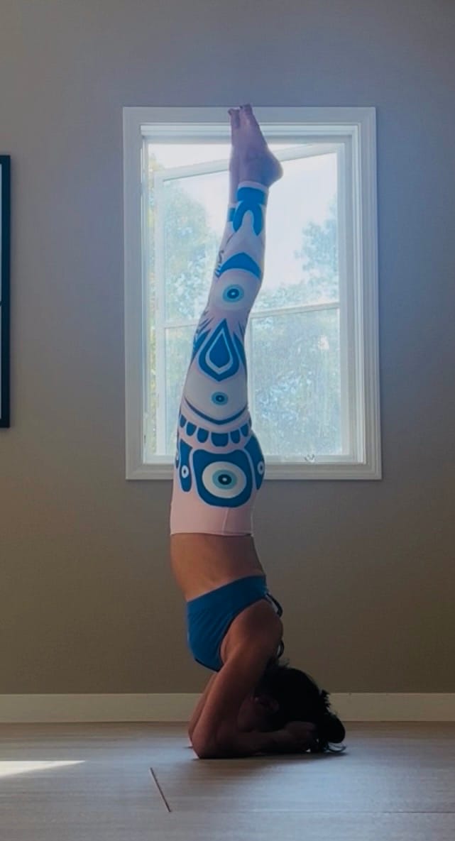 Customer photo review of Eye Symbol Yoga Leggings