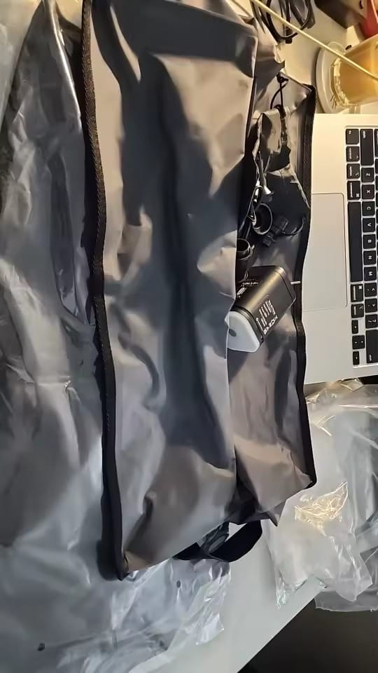 Customer photo review of Bolsas de Compresión Zip&Fly™