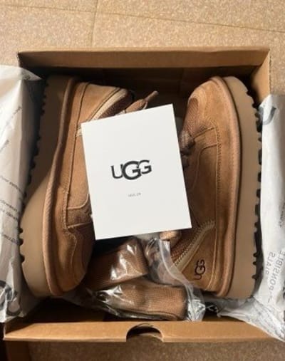 Customer photo review of UGG Lowmel Chestnut – Women's