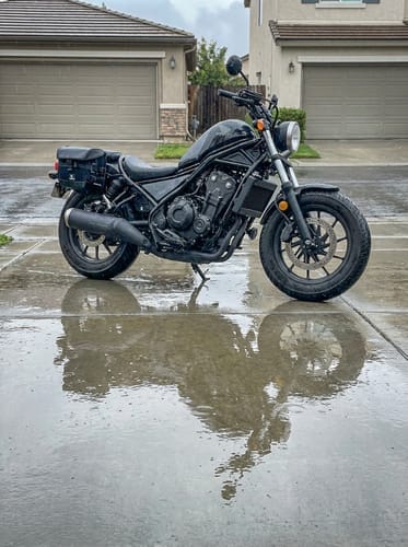Customer photo review of 20L - Incognito Quick-Mount Small Honda Rebel 500 Saddlebags