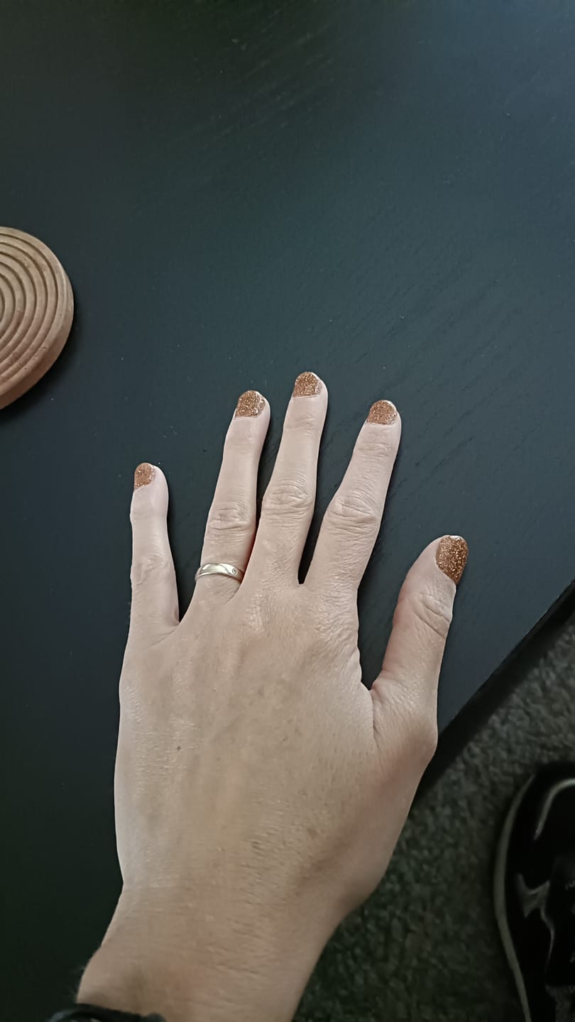 Customer photo review of Glowdip Alles-in-één Manicure Set