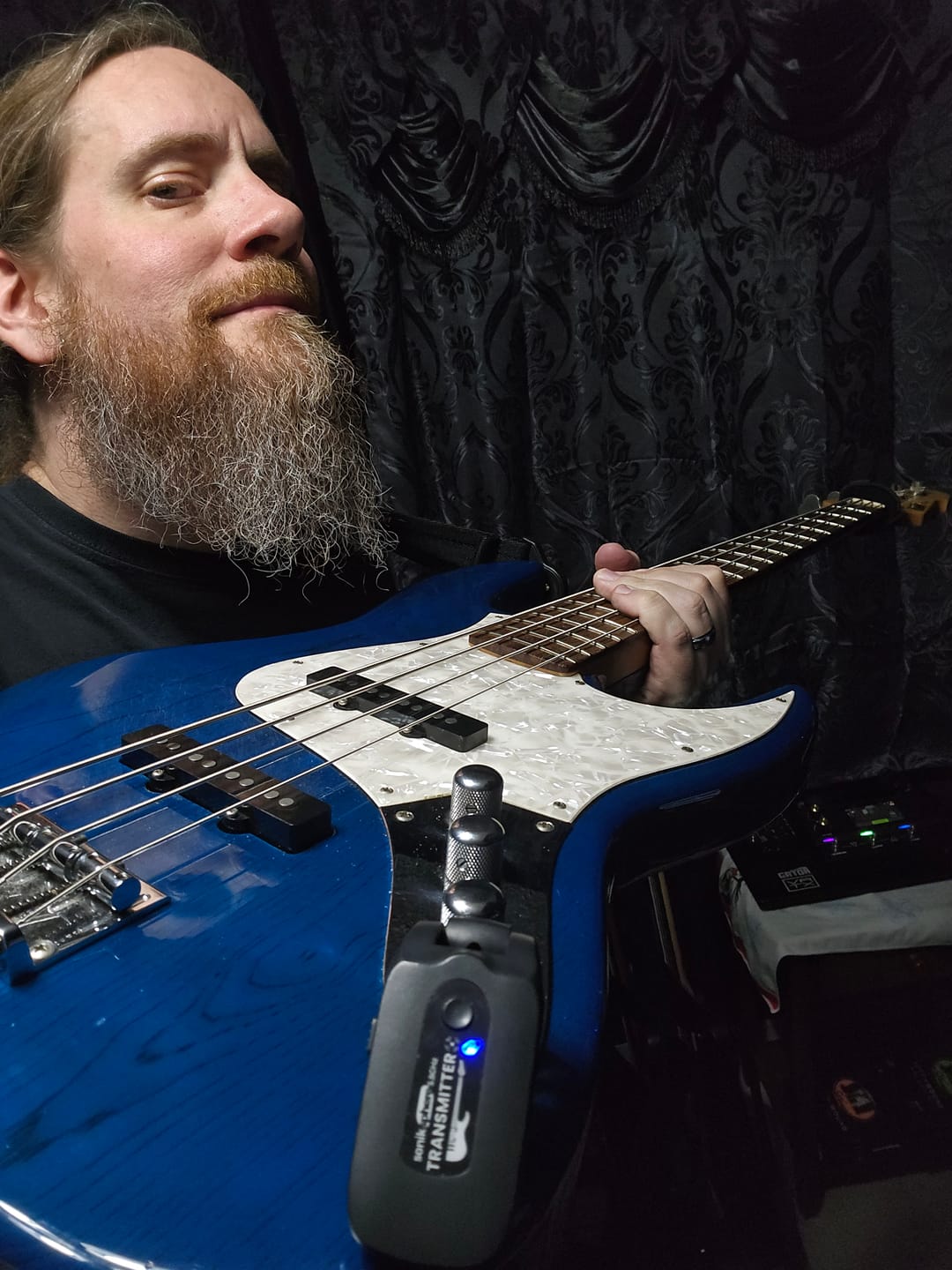 Customer photo review of SonikSphere: 5.8GHz Wireless Guitar & Bass System