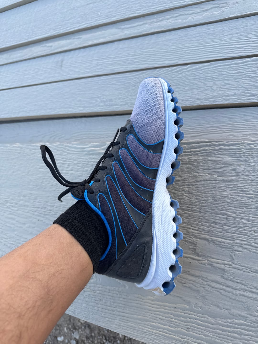 Customer photo review of 07112-033-XW | TUBES 200 | BLACK/BRILLIANT BLUE/VAPOR BLUE WHITE