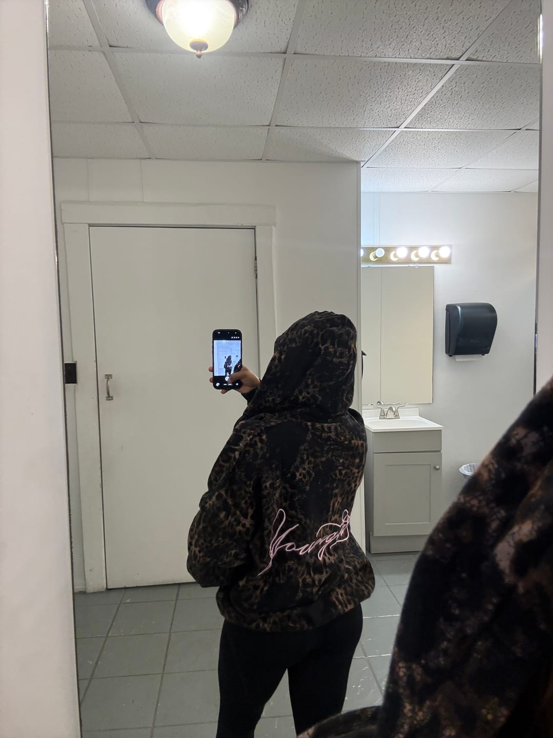 Customer photo review of W533 Flashback Zip Hoodie