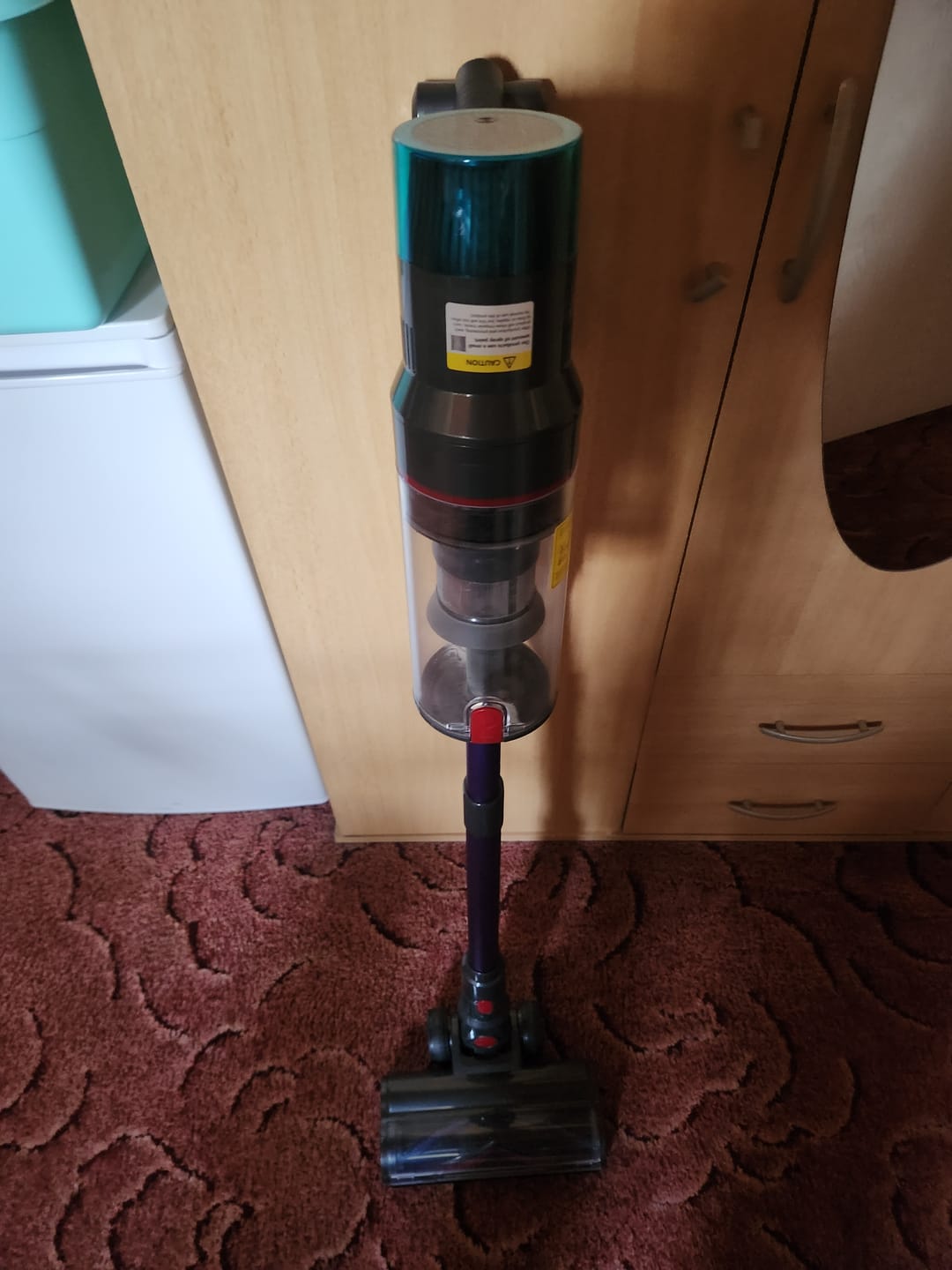 Customer photo review of Ultra-starker Akku-Staubsauger mit automatischer Stauberkennung / Bis zu 60 Minuten Laufzeit / Beutelloser Staubsauger für Teppiche, Hartböden & Tierhaare
