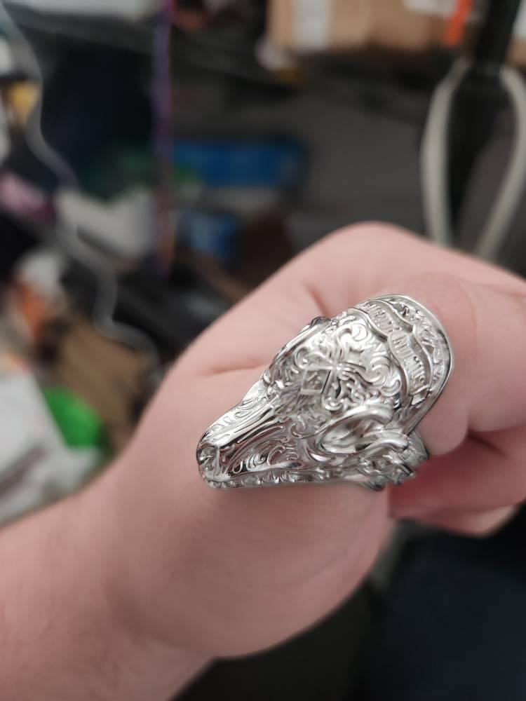 Customer photo review of Morior Invictus Skull Ring