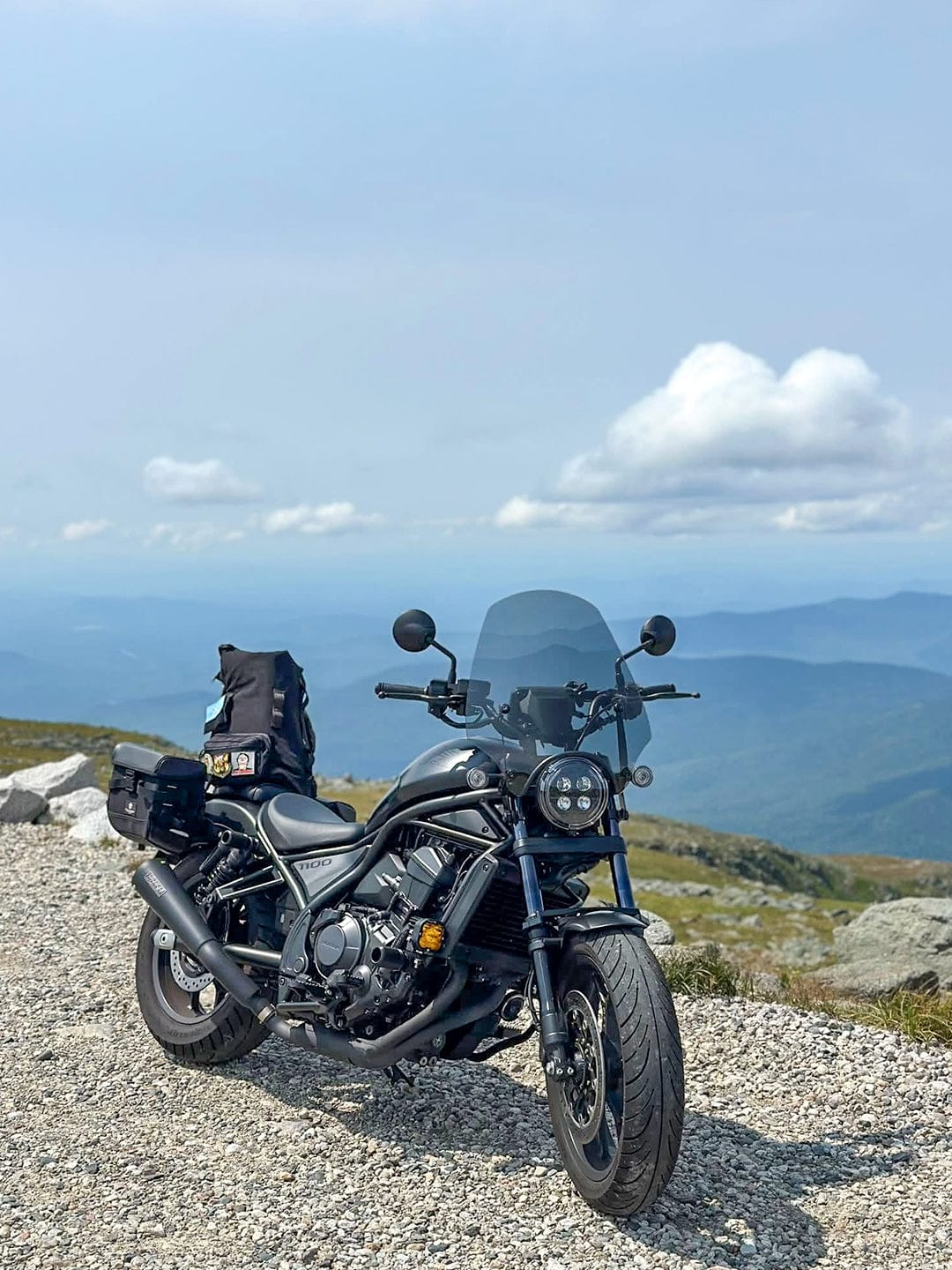 Customer photo review of 20L - Incognito Quick-Mount Small Honda Rebel 1100 Saddlebags