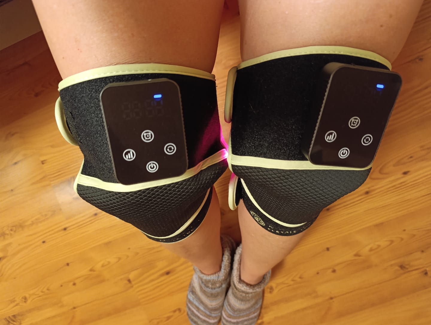 Customer photo review of Koanna® Rotlicht Bandage gegen Knieschmerzen