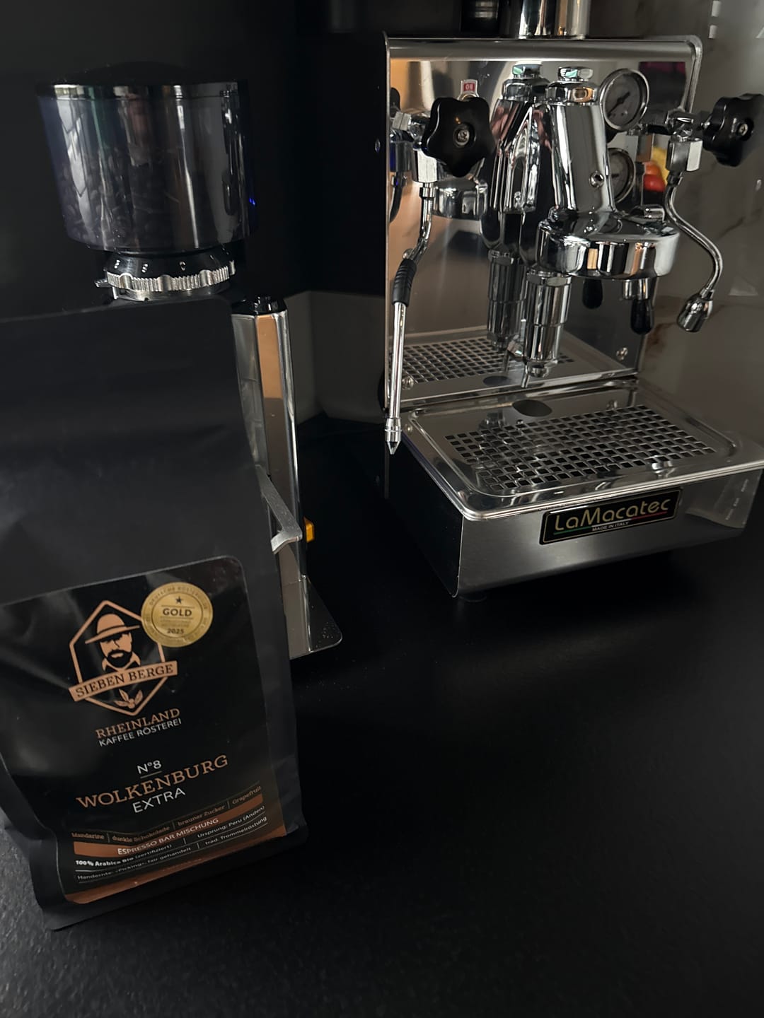 Customer photo review of N°8 Wolkenburg Extra - Bio Espresso Bar Mischung mit außergewöhnlichem Charakter