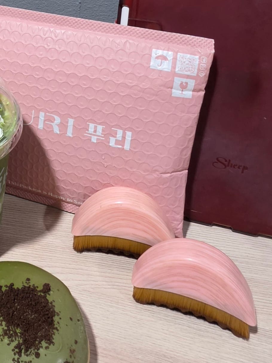 Customer photo review of ซื้อ1แถม1  Moon Brush  Facial Massage พร้อมส่ง