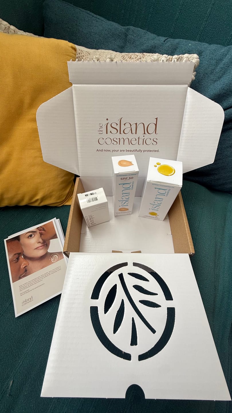 Customer photo review of Fond de teint 3-en-1 SPF 50 minéral