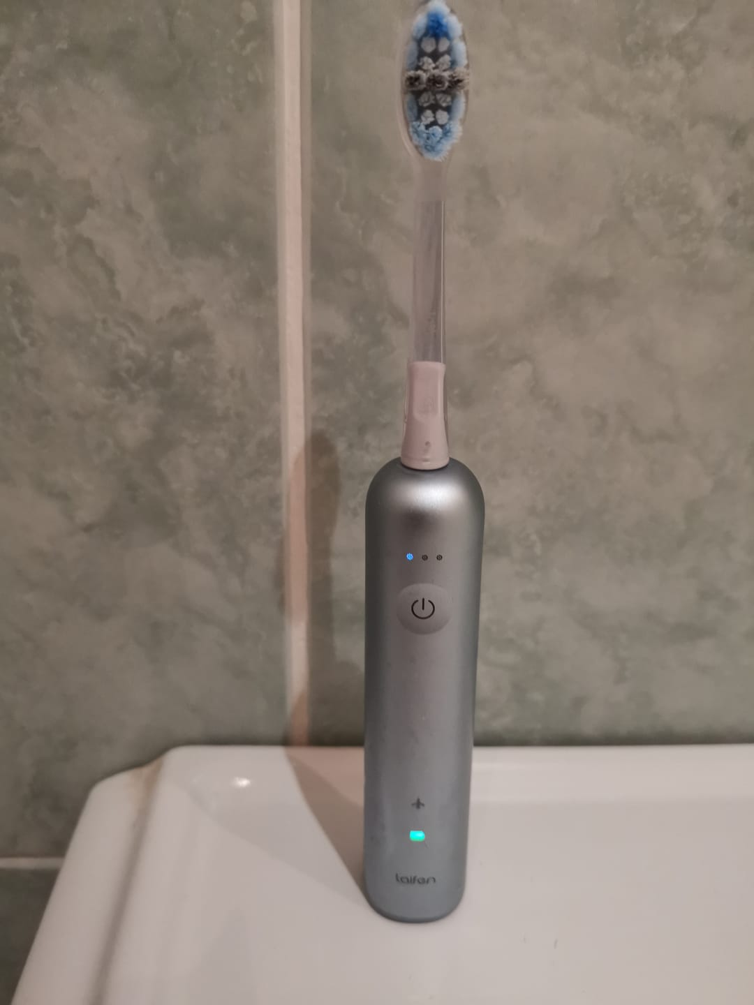 Customer photo review of Laifen Wave Pro Electric Toothbrush