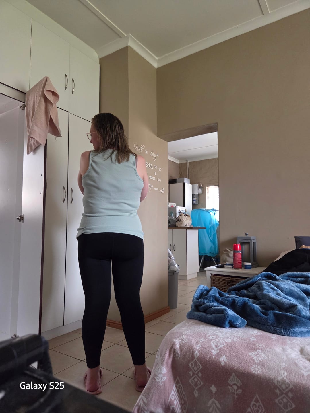 Customer photo review of High Waisted Tummy Control Butt Lifting Leggings with Pockets