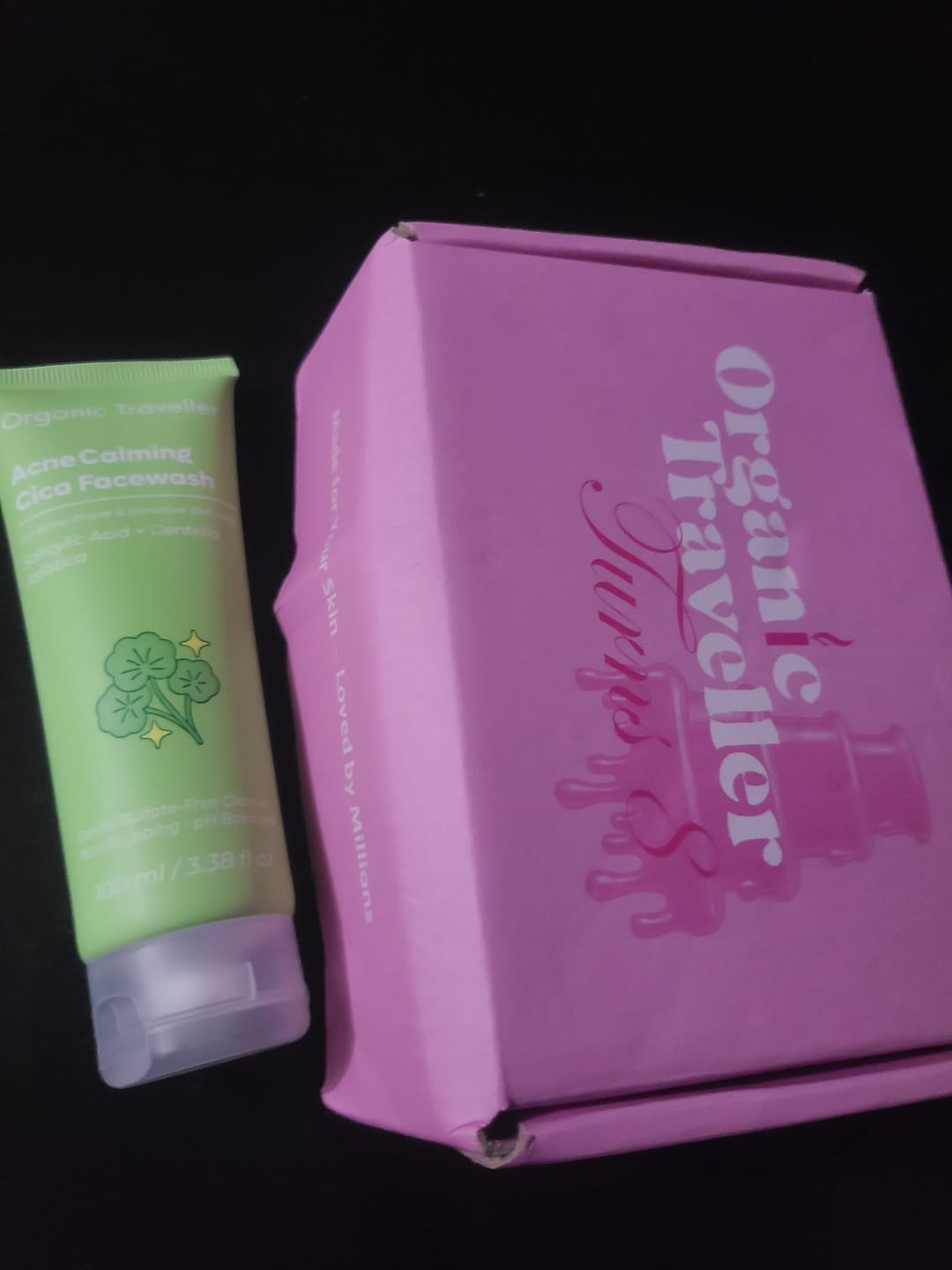 Customer photo review of Acne Calming Cica Facewash