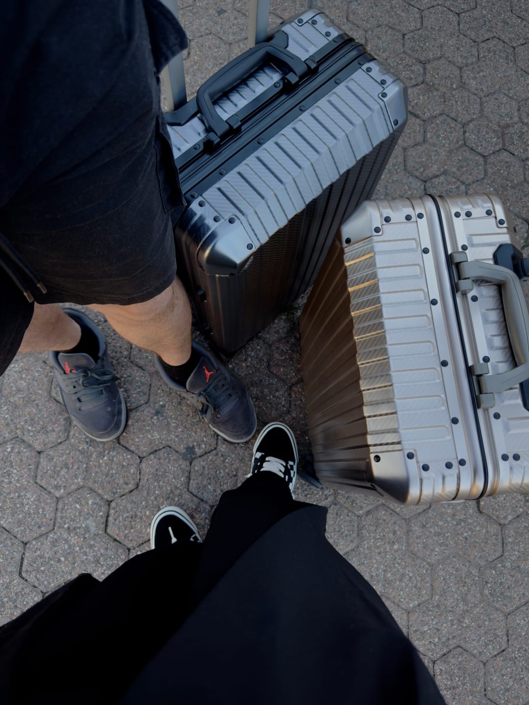 Customer photo review of TREVA Aluminum Suitcase Gunmetal