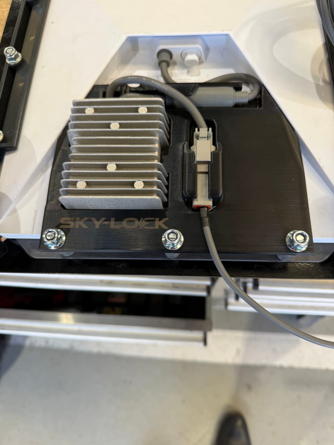 Customer photo review of 5m Selected Plug to Deutsch Cable - to suit Modular Inverter/Converter