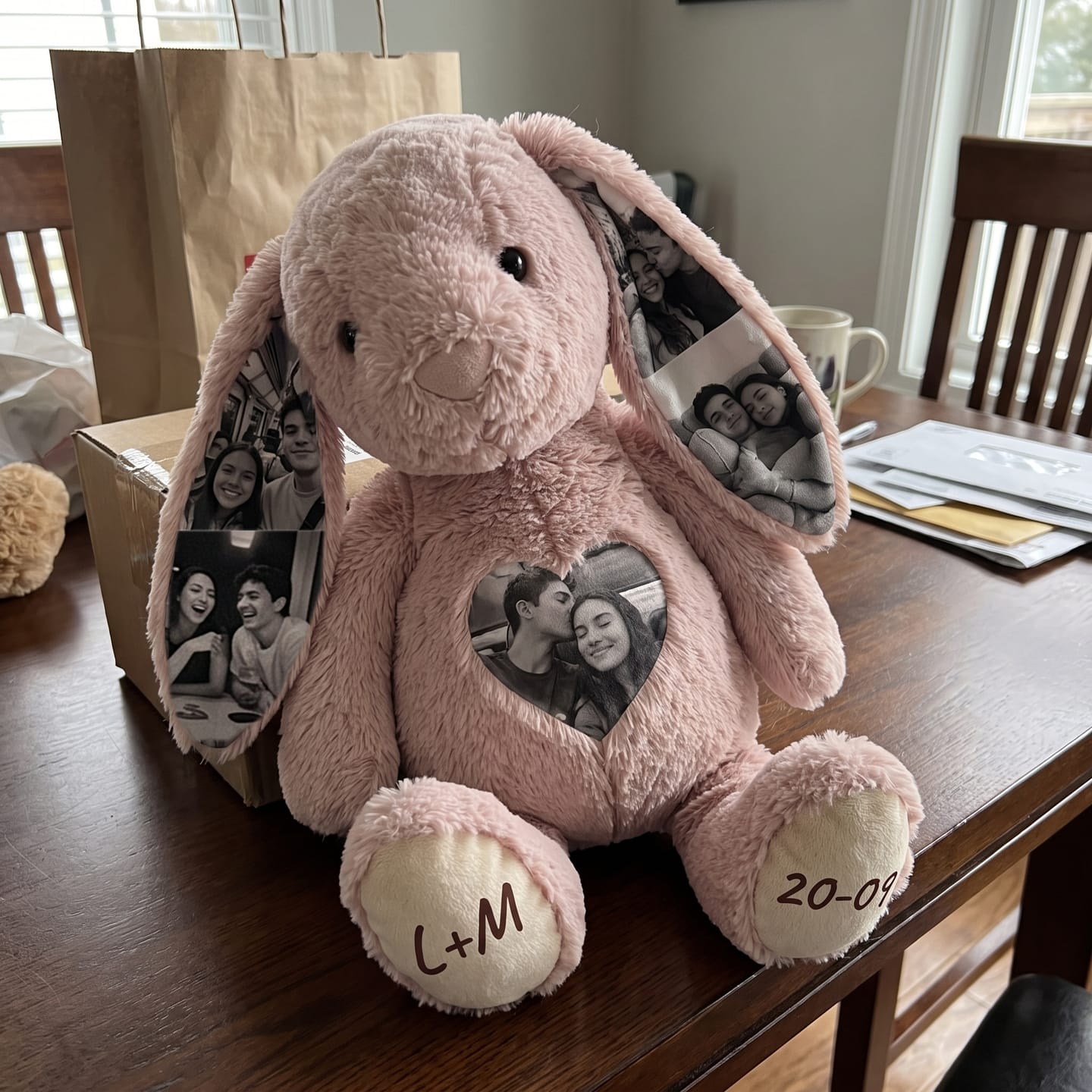 Customer photo review of Conejito de Peluche Personalizable