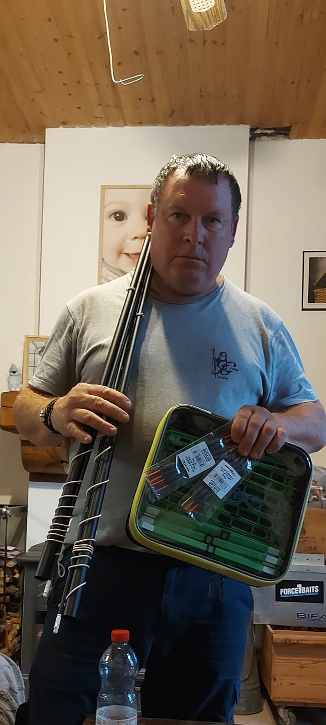 Customer photo review of Slim Carbon Pole Float – Dobber (10 stuks) 💰