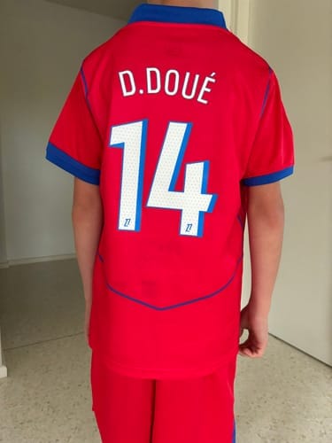 Customer photo review of T-shirt e Pantaloncini per Bambino PSG x Jordan Third 25/26
