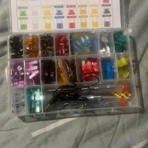 Customer photo review of Protezione Sovraccarico Fusibili Auto Zincati Set Colorato 306PCS