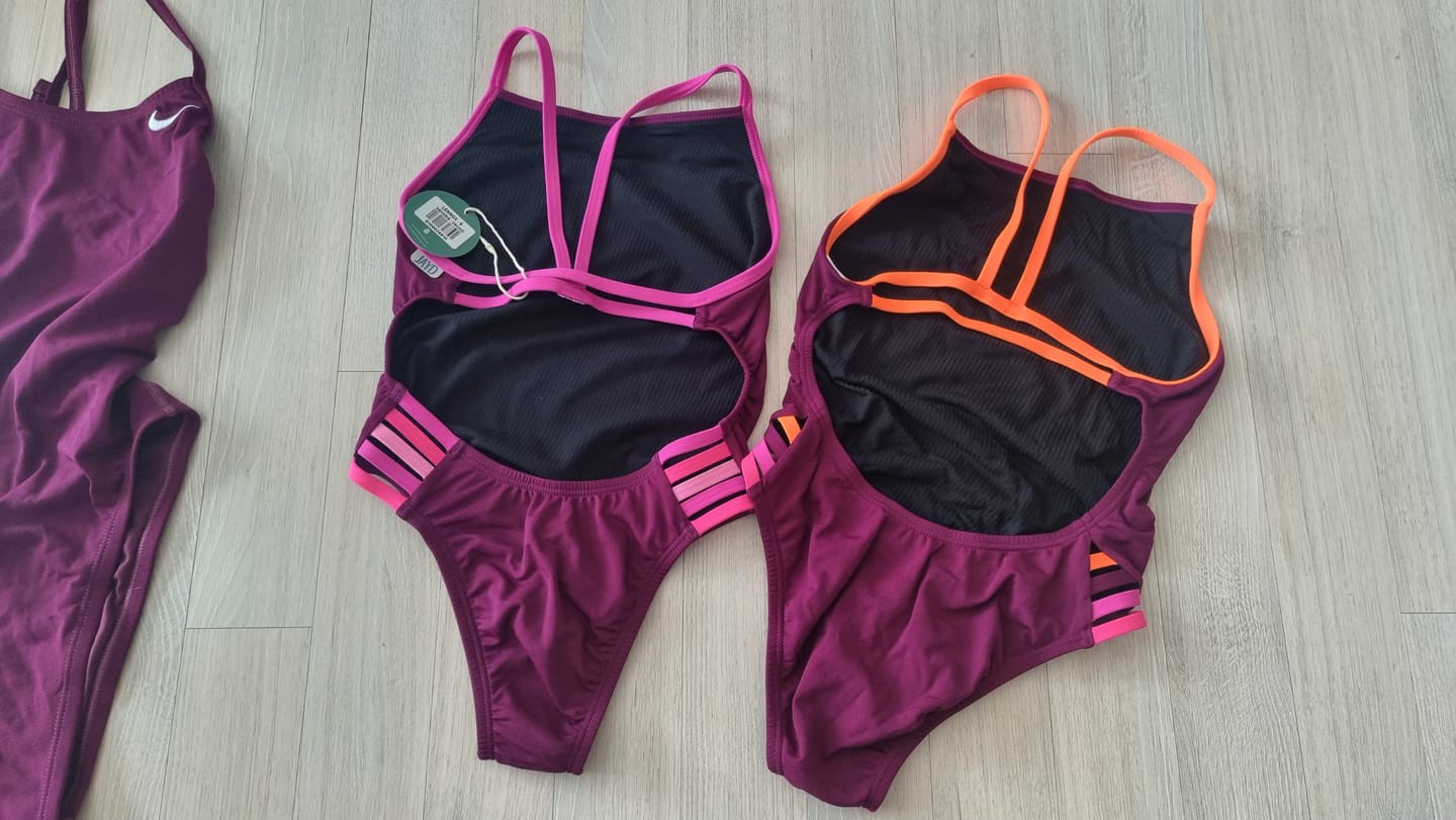 Customer photo review of LENNOX ONE PIECE - Sangria|Orchid
