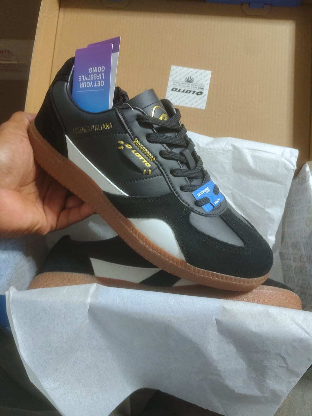 Customer photo review of Tenis Lecarde Men
