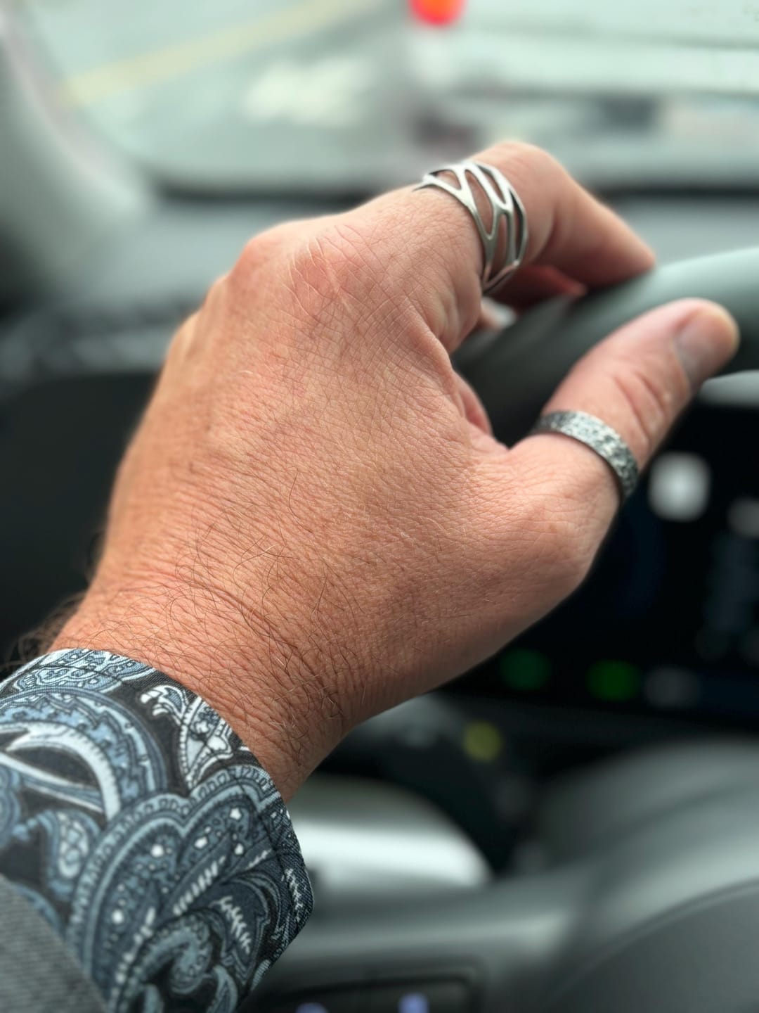 Customer photo review of Baroque Ornament Ring