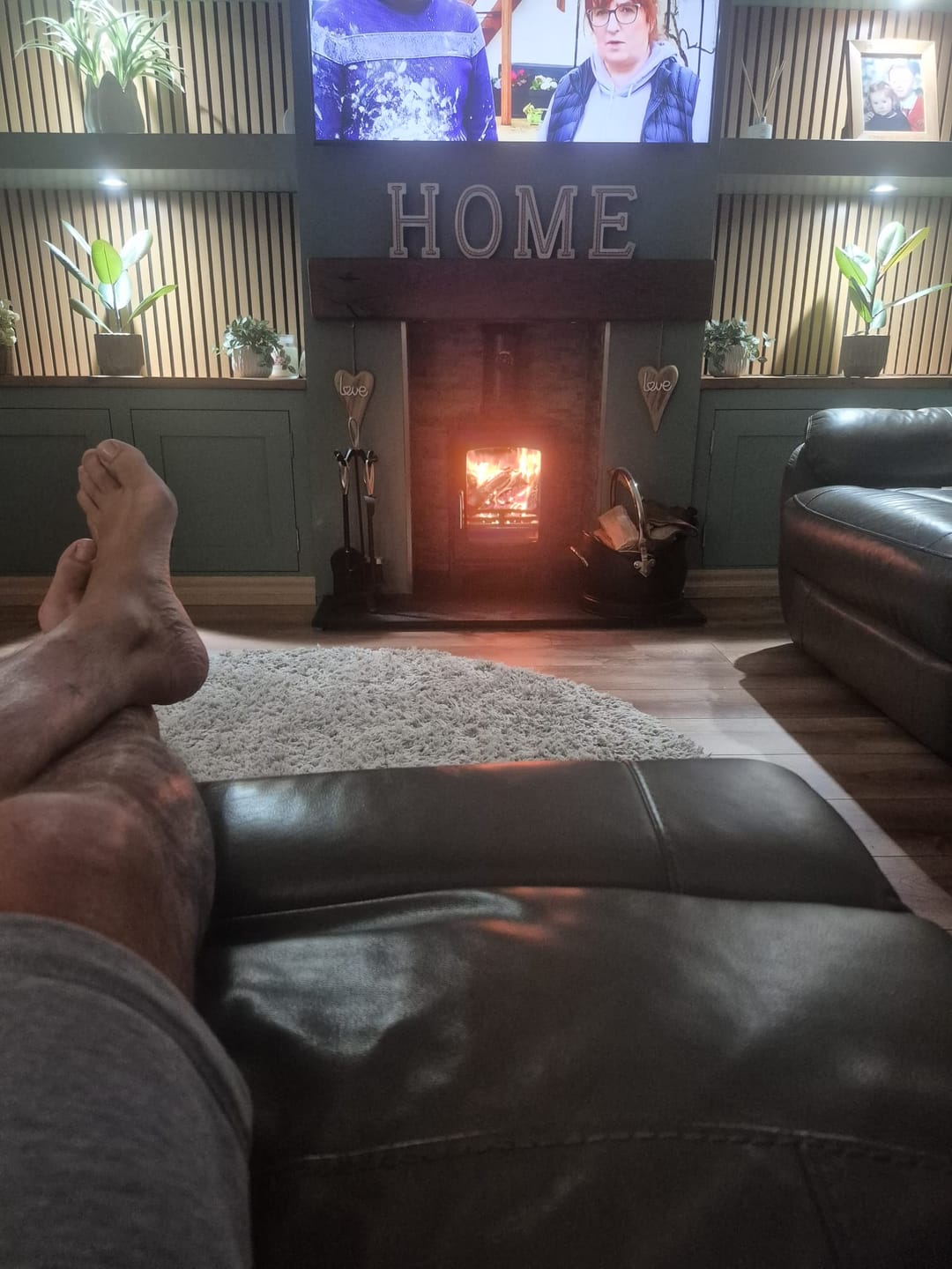 Customer photo review of Kiln Dried Hardwood Logs Firewood XL Tonne Bag